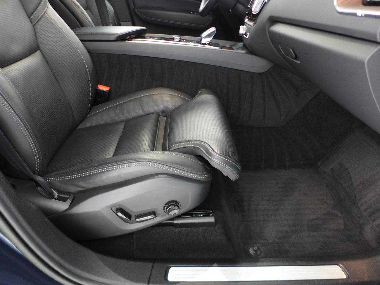 Volvo XC60 B5 Ultimate Bright 2023