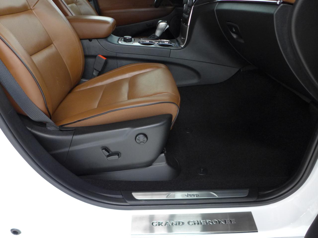 Jeep Grand Cherokee Overland 4WD 2021