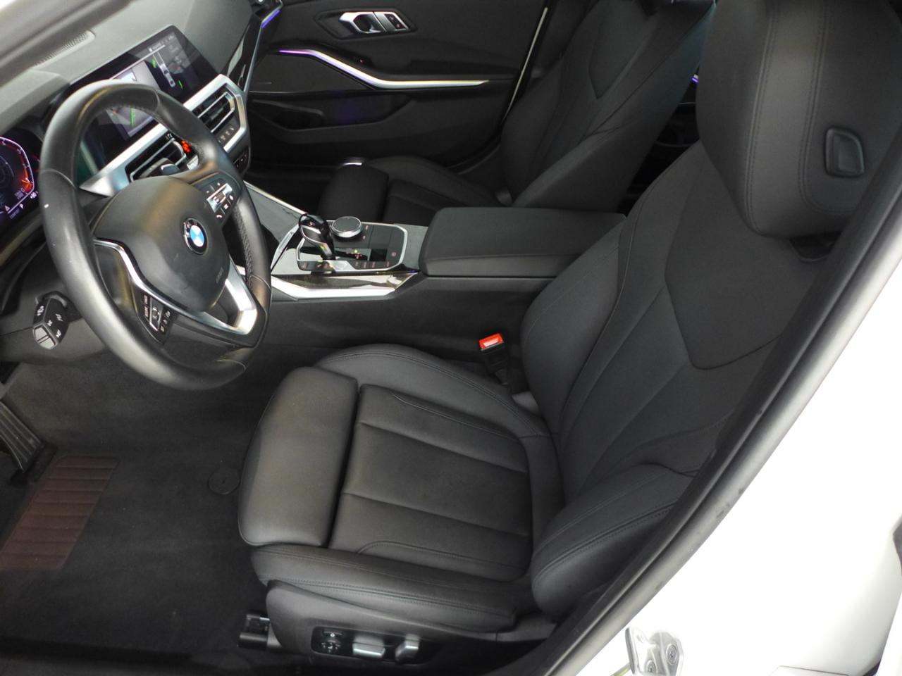 BMW 3-Series 330i 2021
