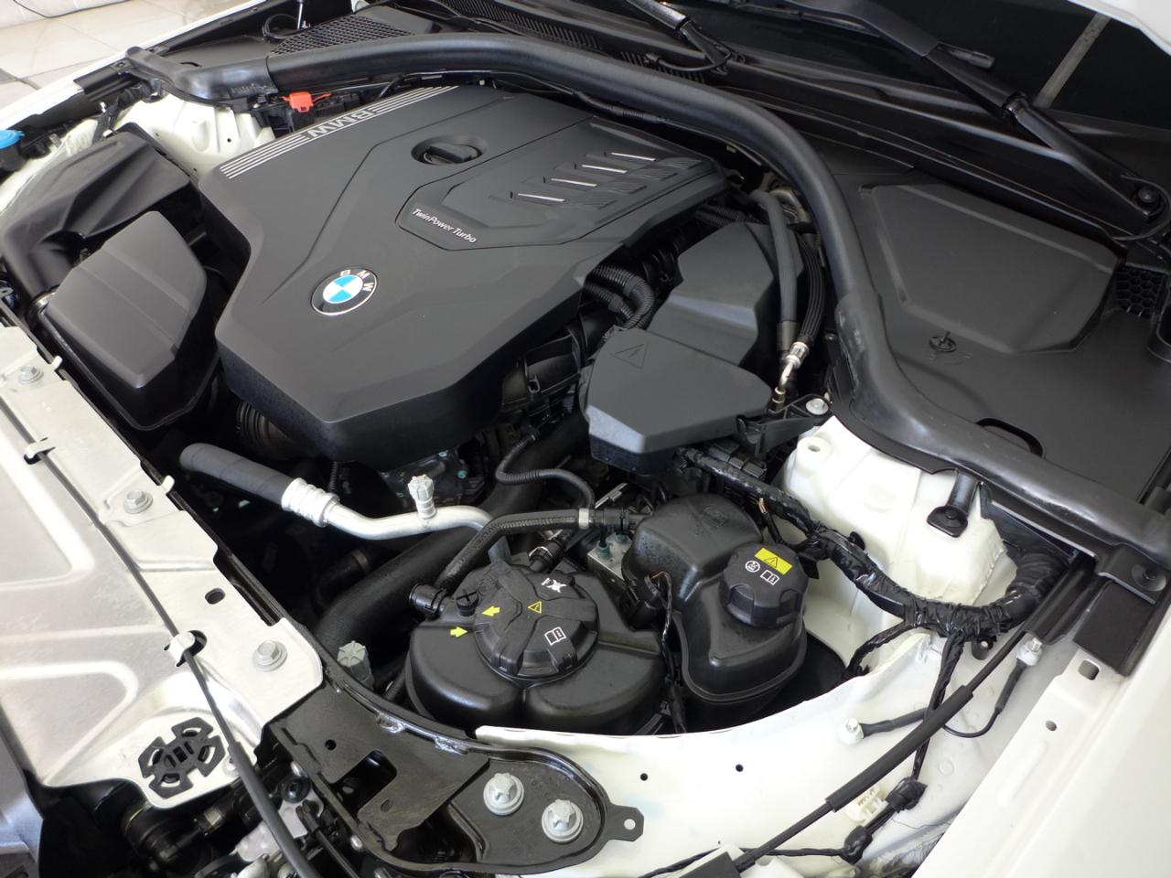 BMW 3-Series 330i 2021