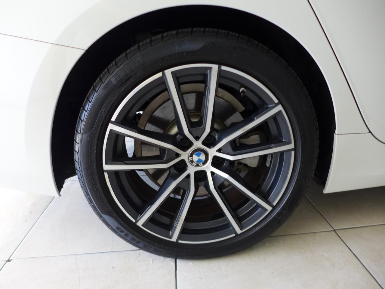 BMW 3-Series 330i 2021