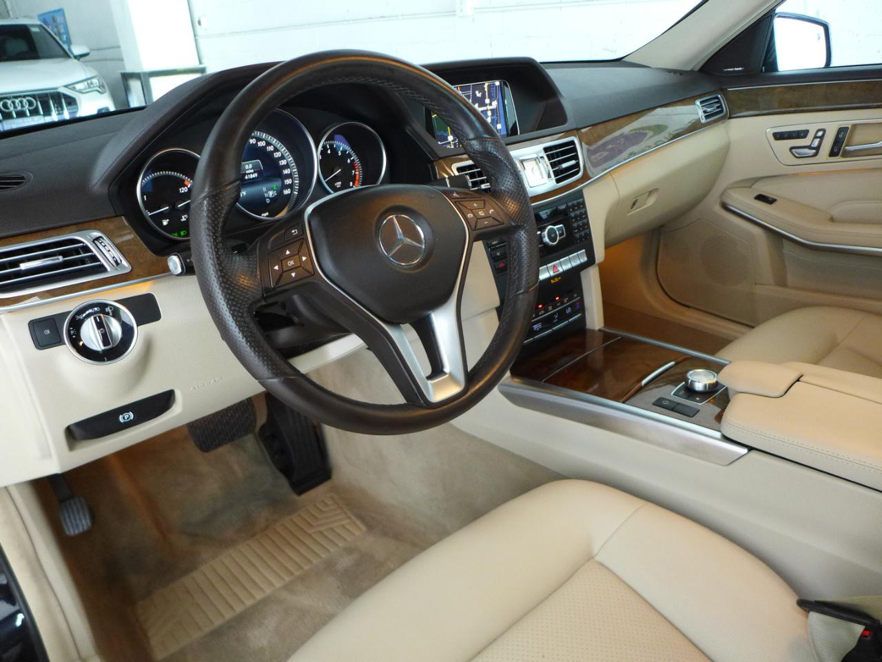 Mercedes-Benz E-Class E350 Luxury Sedan 2015