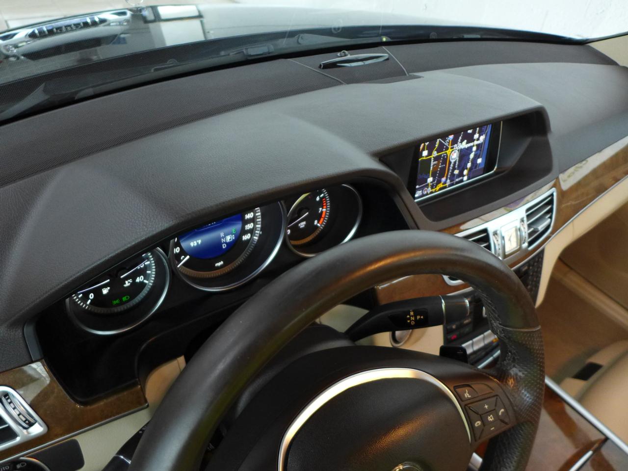 Mercedes-Benz E-Class E350 Luxury Sedan 2015