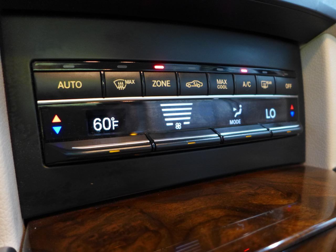 Mercedes-Benz E-Class E350 Luxury Sedan 2015