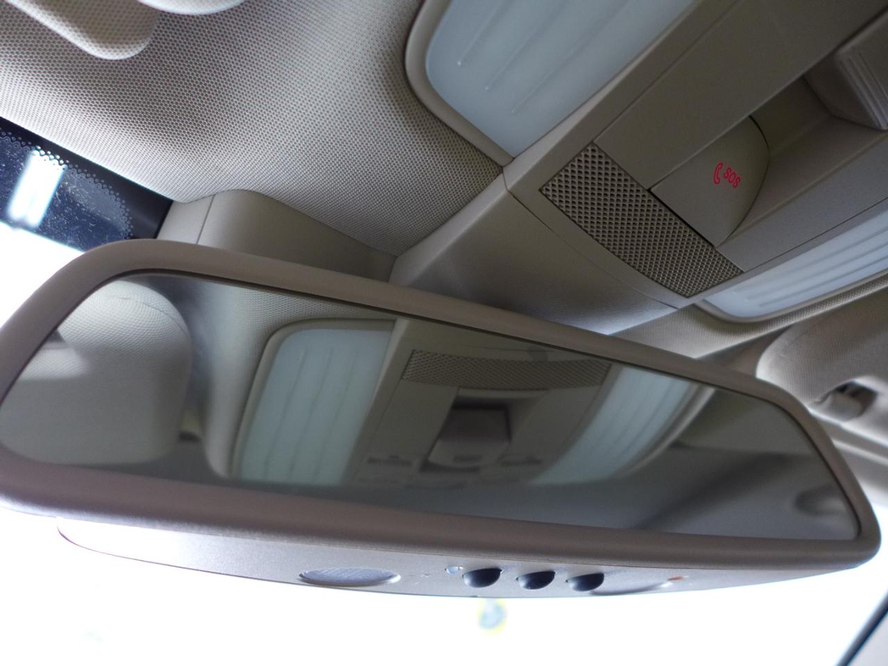 Mercedes-Benz E-Class E350 Luxury Sedan 2015