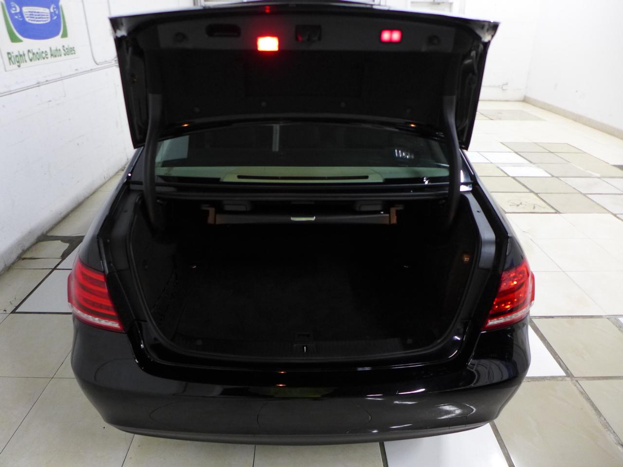 Mercedes-Benz E-Class E350 Luxury Sedan 2015