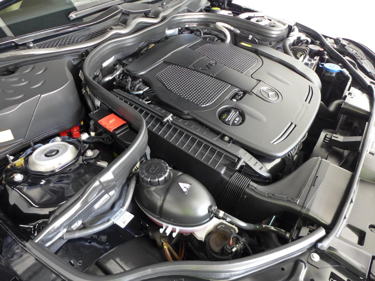 Mercedes-Benz E-Class E350 Luxury Sedan 2015