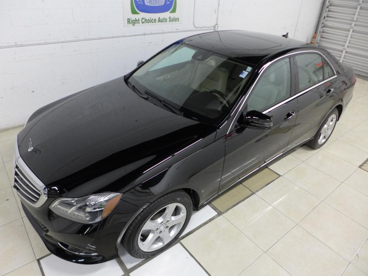 Mercedes-Benz E-Class E350 Luxury Sedan 2015