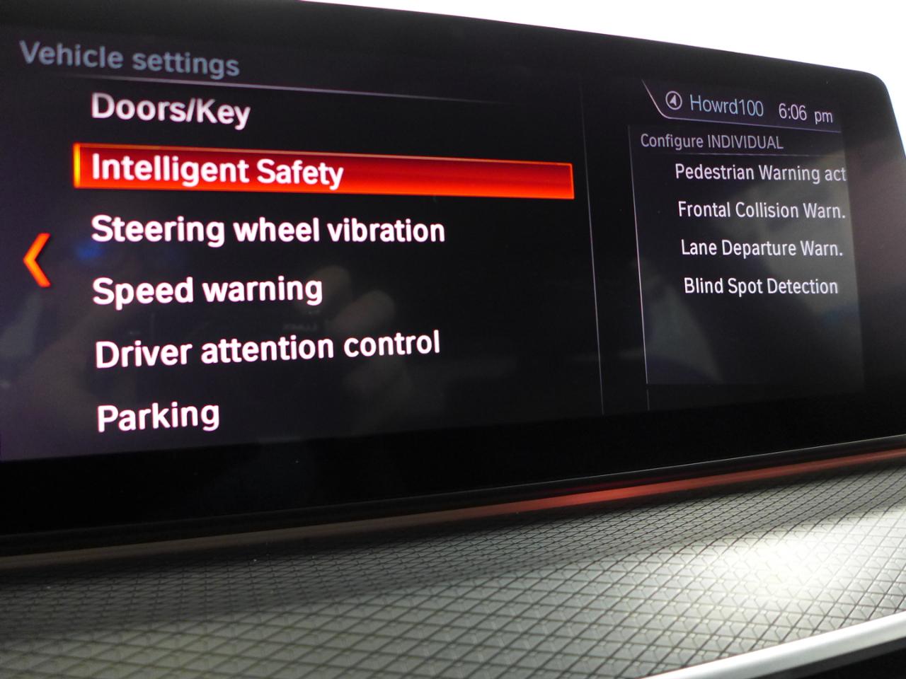 BMW 5-Series 530i 2019
