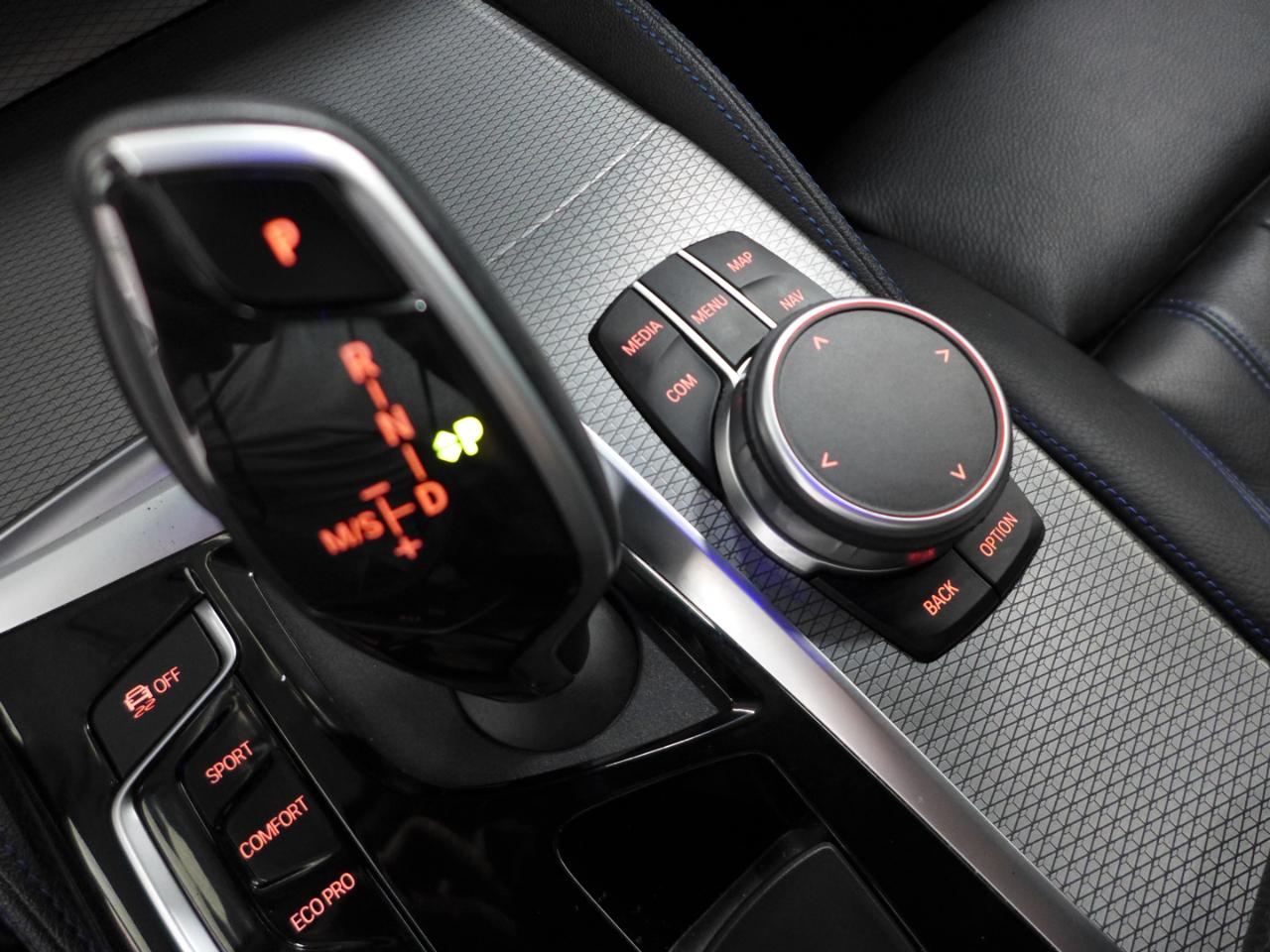 BMW 5-Series 530i 2019
