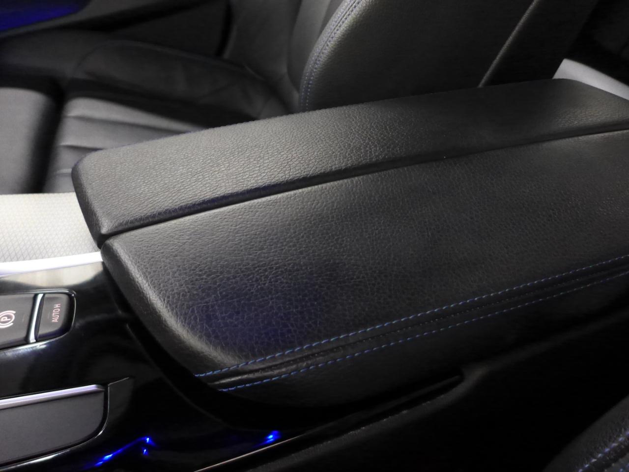 BMW 5-Series 530i 2019