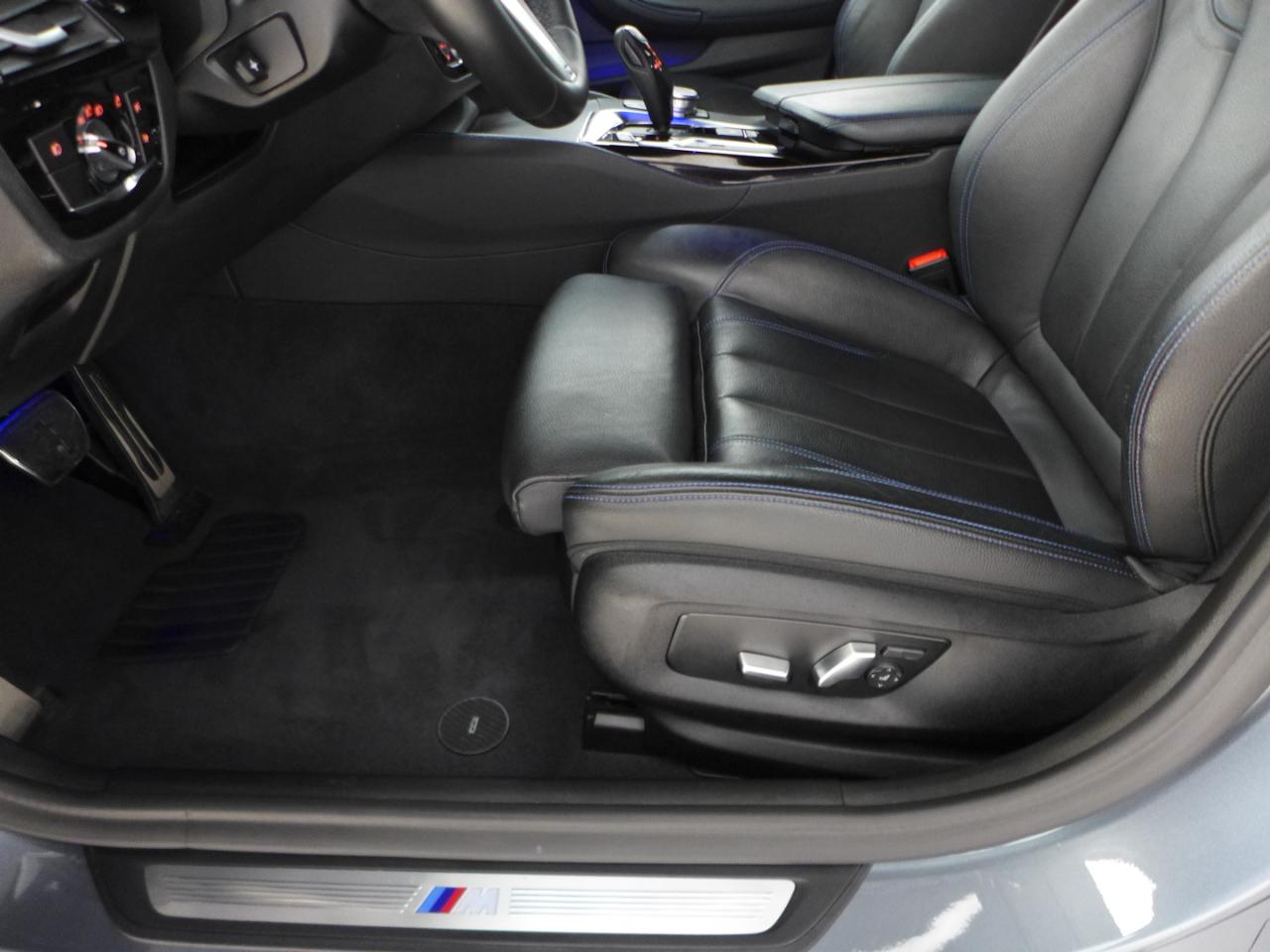 BMW 5-Series 530i 2019