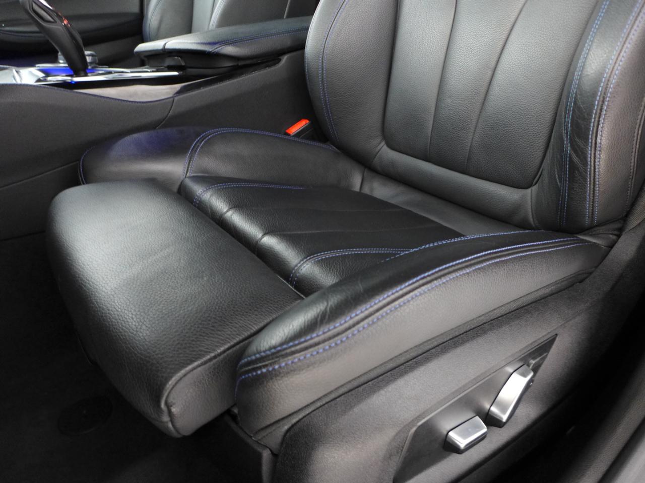 BMW 5-Series 530i 2019
