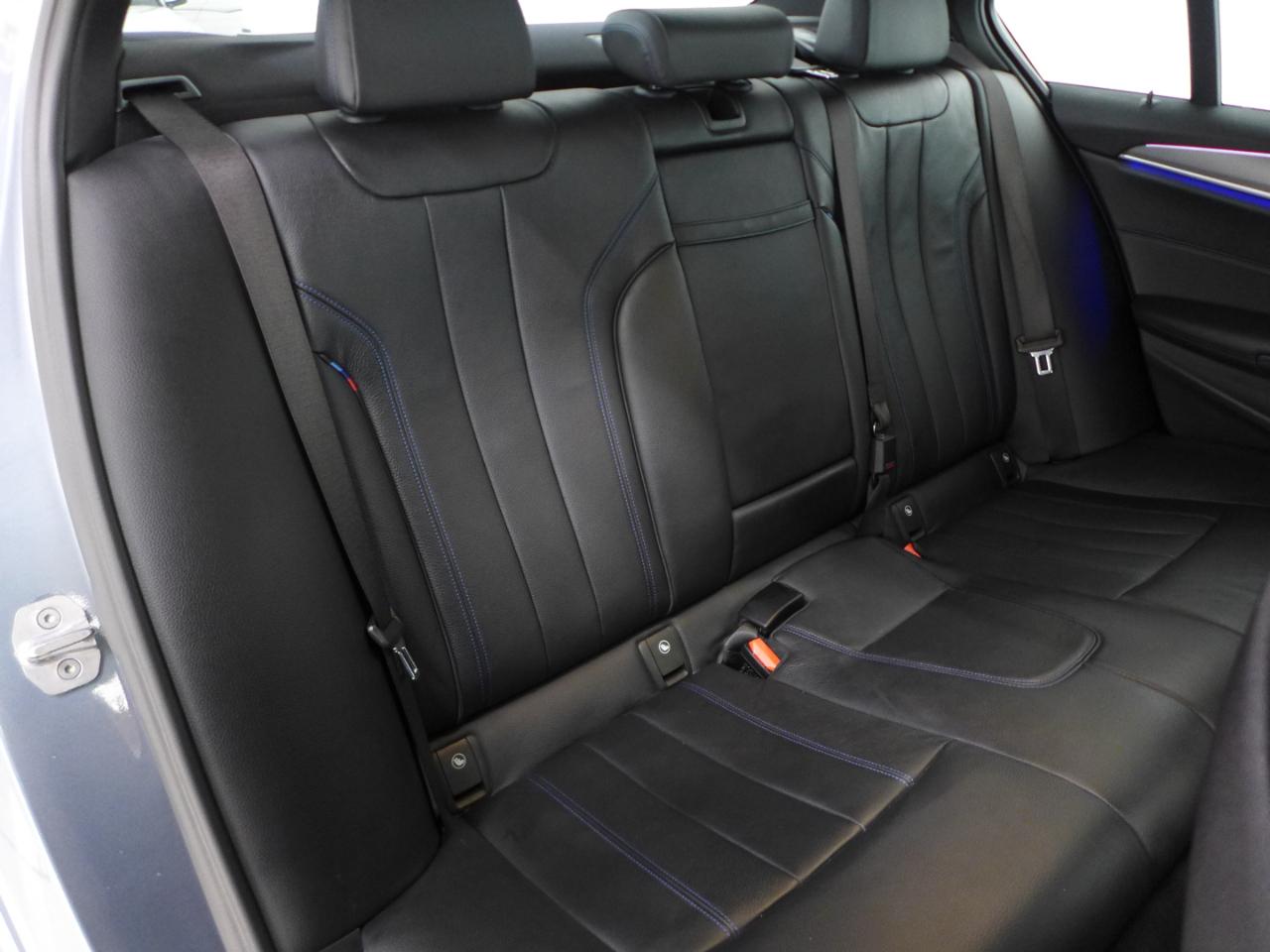 BMW 5-Series 530i 2019