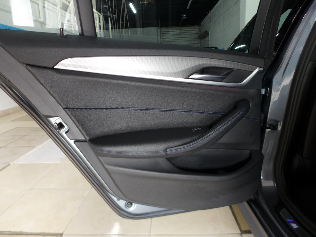 BMW 5-Series 530i 2019