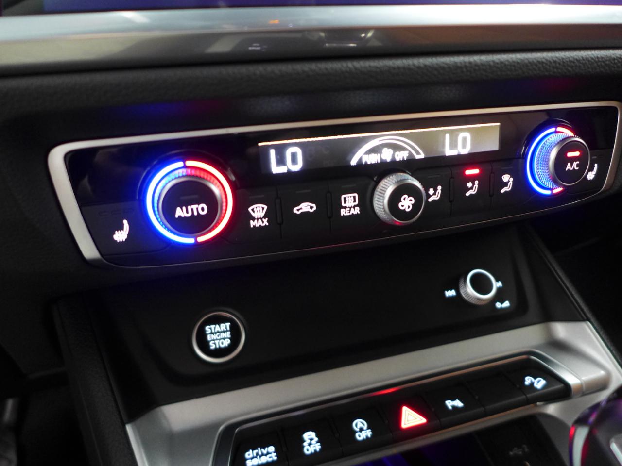 Audi Q3 S line Premium Plus quattro 2022