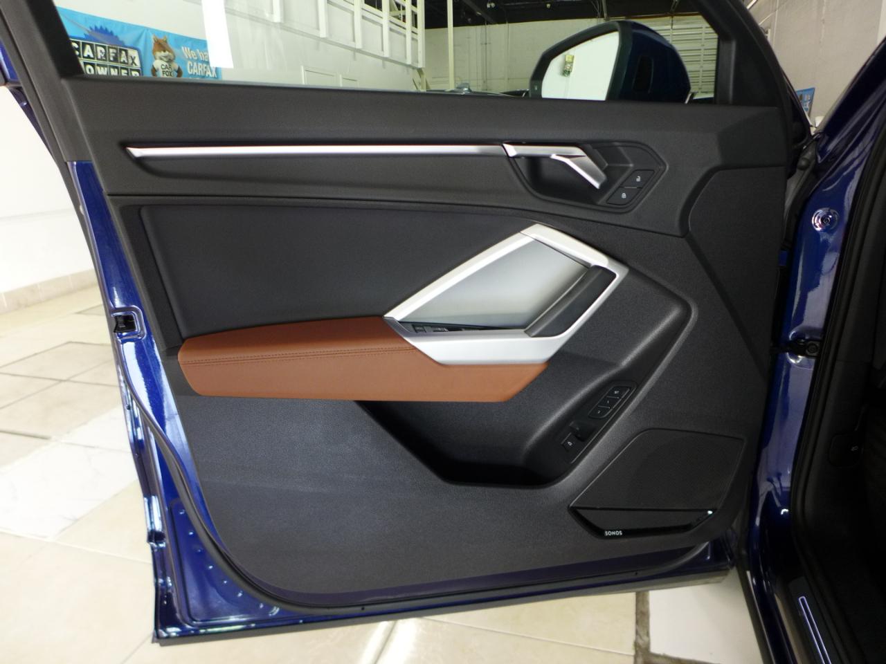 Audi Q3 S line Premium Plus quattro 2022