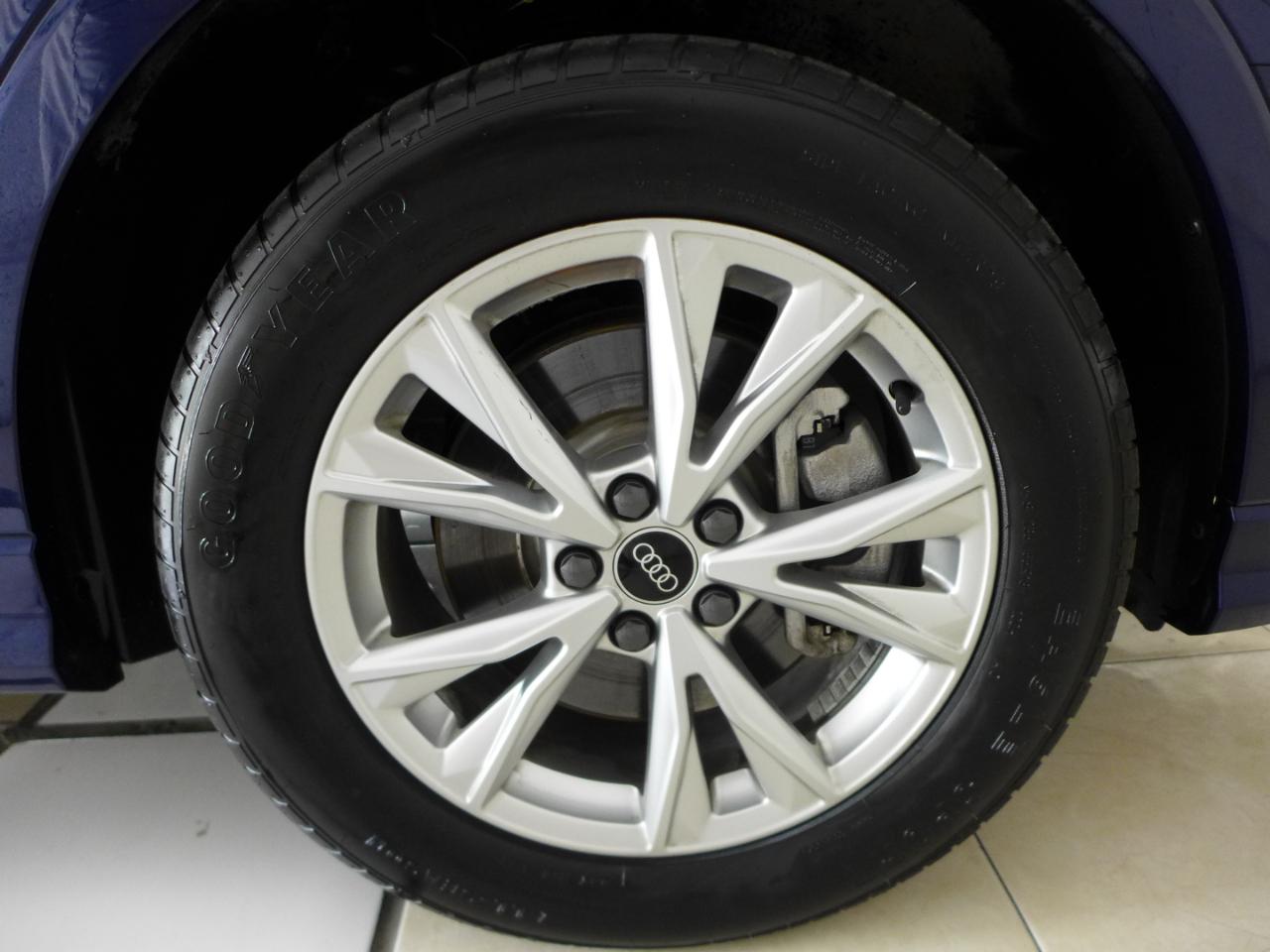Audi Q3 S line Premium Plus quattro 2022
