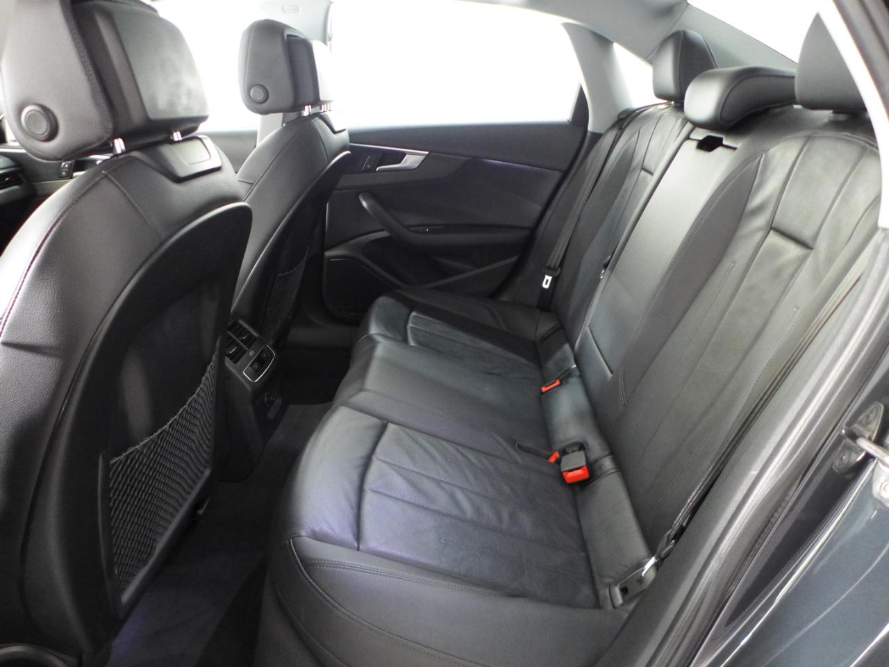 Audi A4 2.0T Premium Sedan 2018