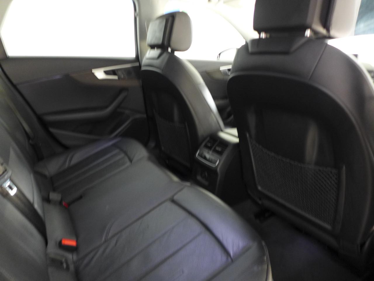 Audi A4 2.0T Premium Sedan 2018