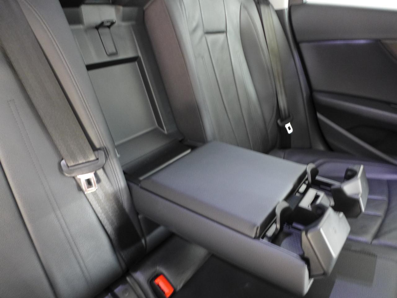 Audi A4 2.0T Premium Sedan 2018