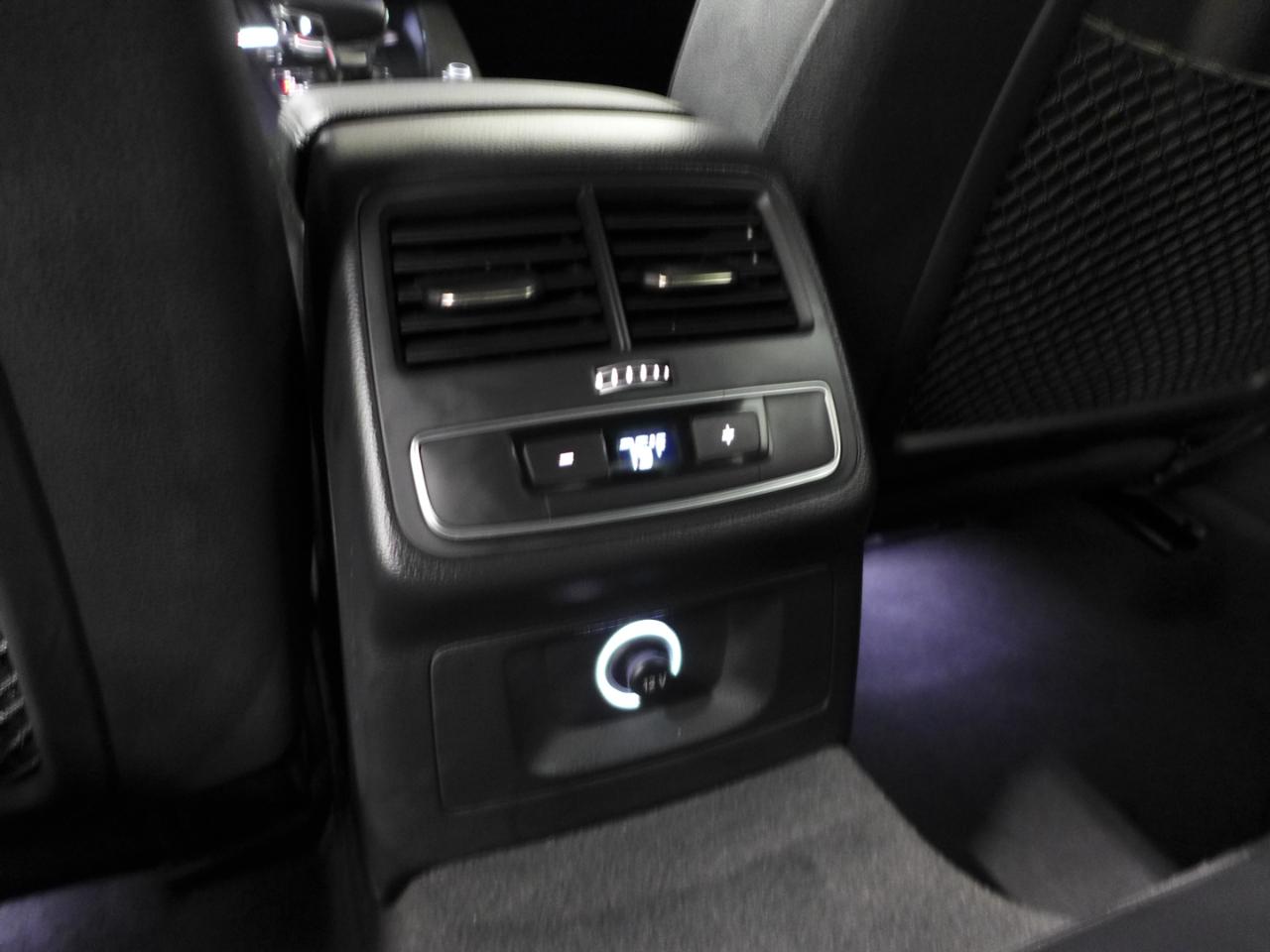 Audi A4 2.0T Premium Sedan 2018
