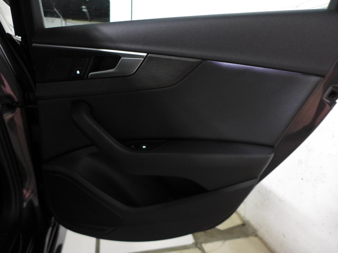 Audi A4 2.0T Premium Sedan 2018