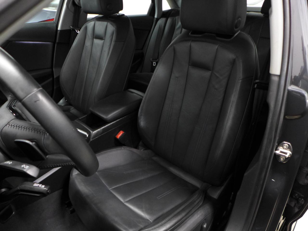 Audi A4 2.0T Premium Sedan 2018