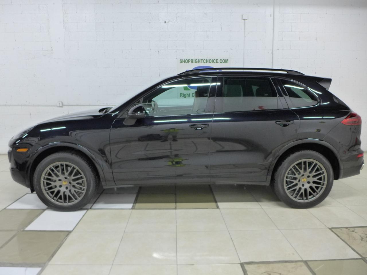 Porsche Cayenne Platinum Edition AWD 2017