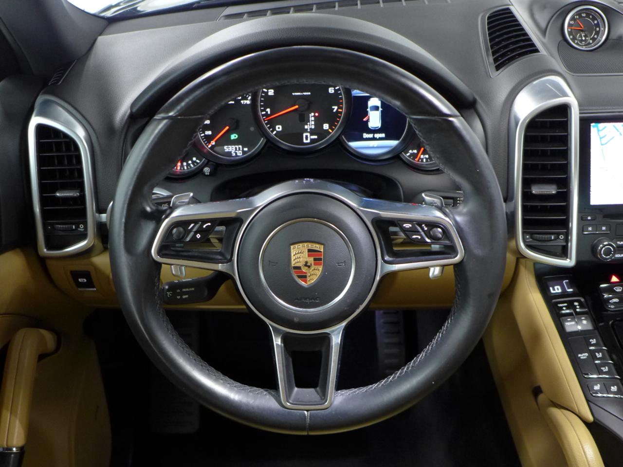 Porsche Cayenne Platinum Edition AWD 2017