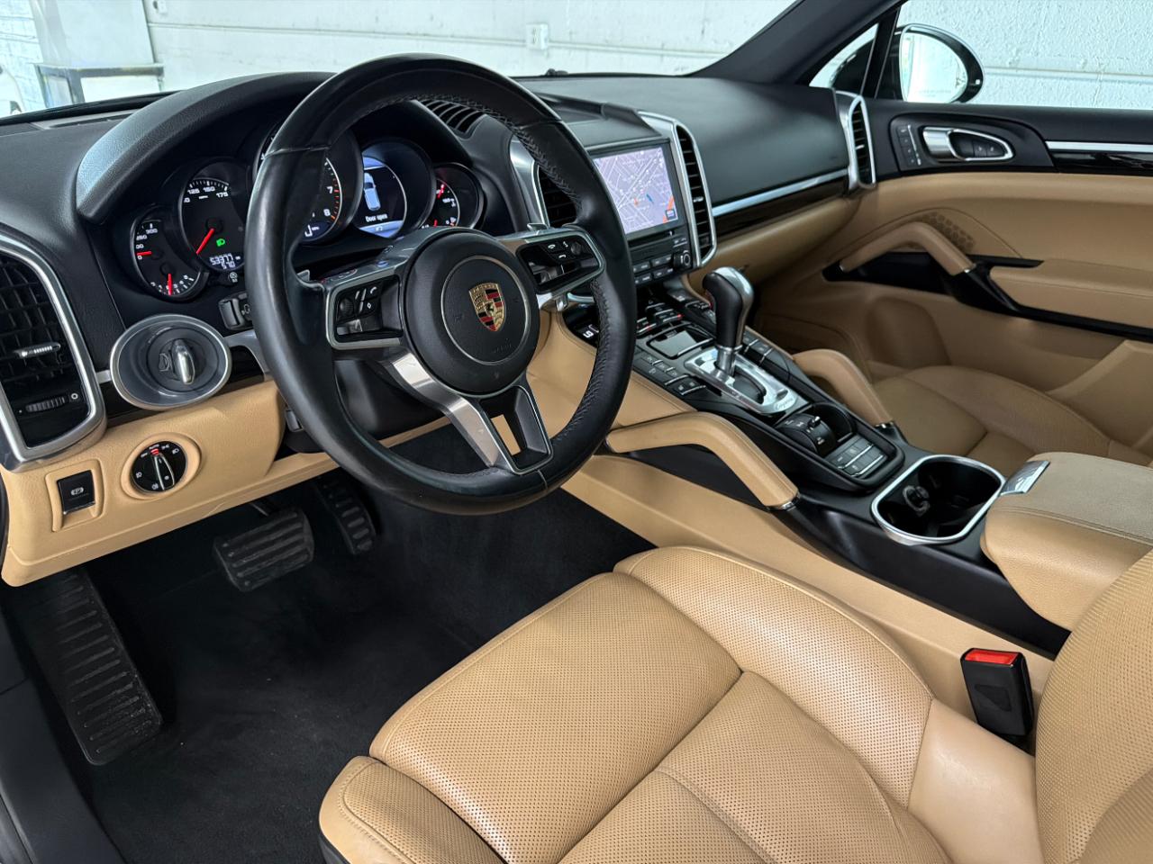 Porsche Cayenne Platinum Edition AWD 2017