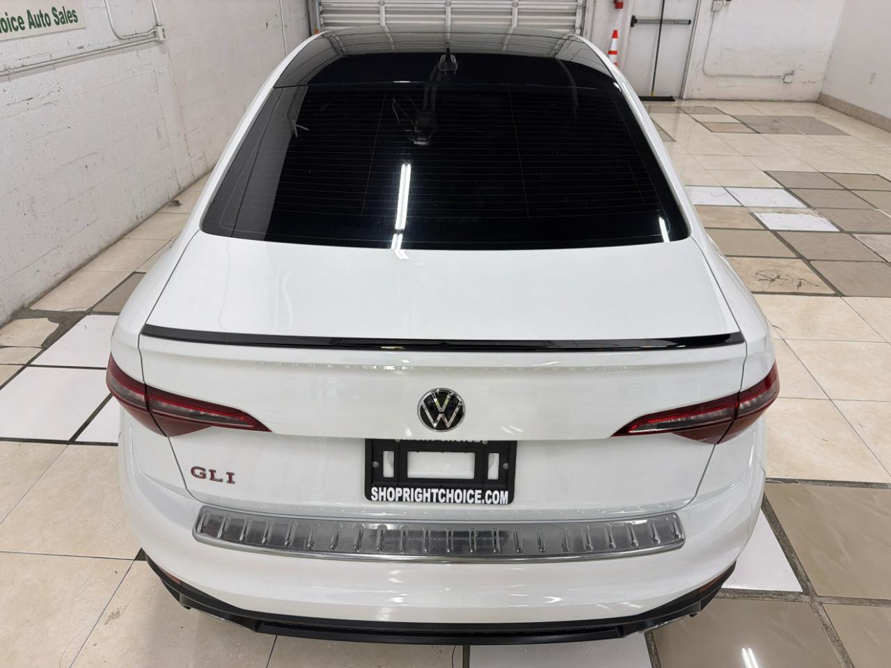 Volkswagen Jetta GLI Autobahn 6M 2023