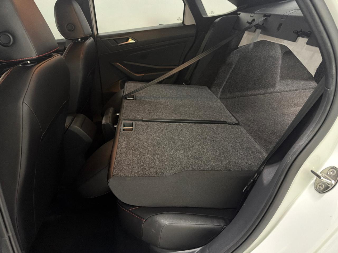 Volkswagen Jetta GLI Autobahn 6M 2023