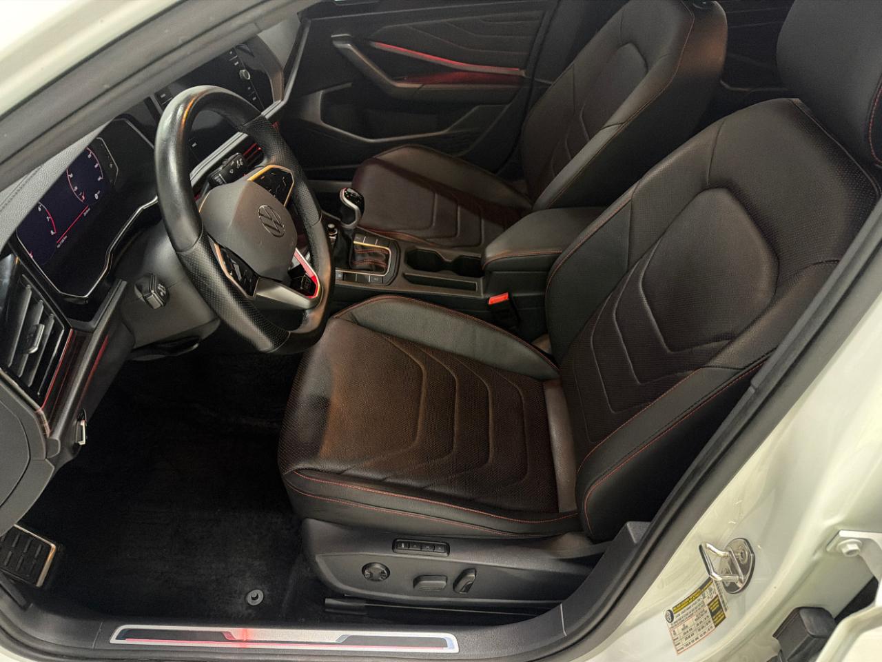 Volkswagen Jetta GLI Autobahn 6M 2023