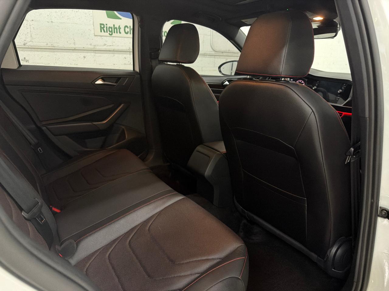 Volkswagen Jetta GLI Autobahn 6M 2023