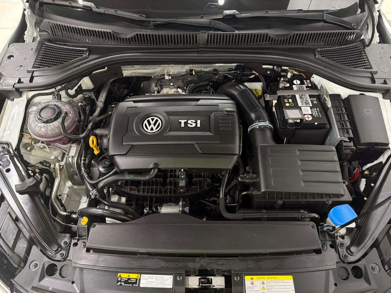 Volkswagen Jetta GLI Autobahn 6M 2023