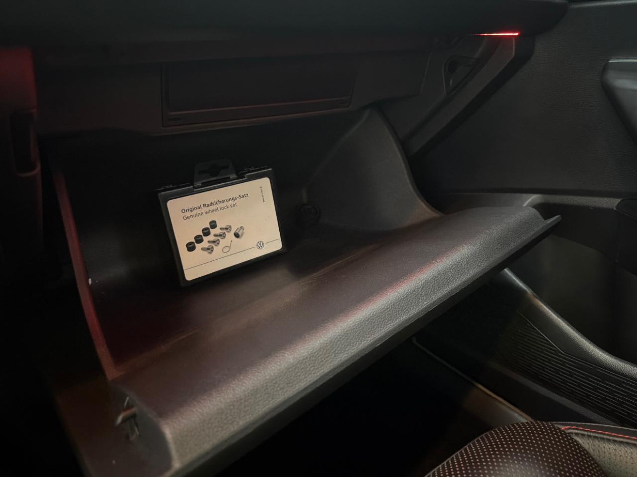 Volkswagen Jetta GLI Autobahn 6M 2023