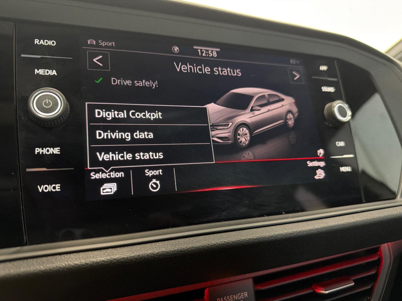 Volkswagen Jetta GLI Autobahn 6M 2023