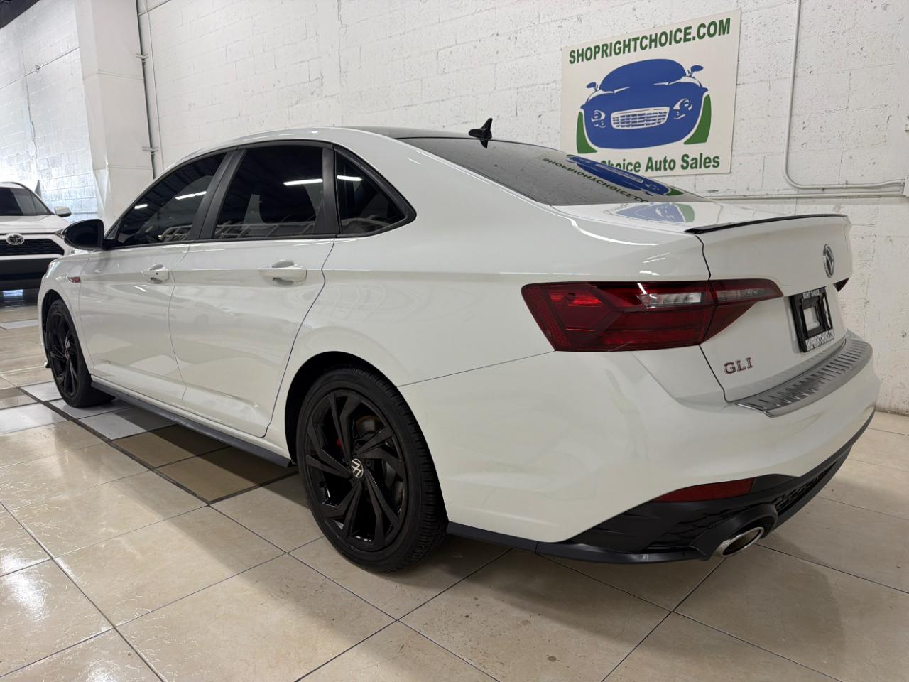 Volkswagen Jetta GLI Autobahn 6M 2023