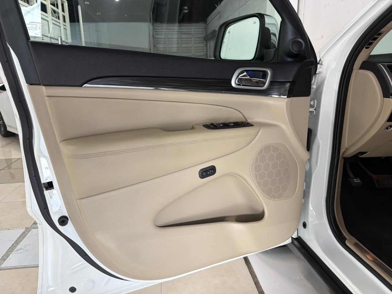 Jeep Grand Cherokee Limited 4WD 2021