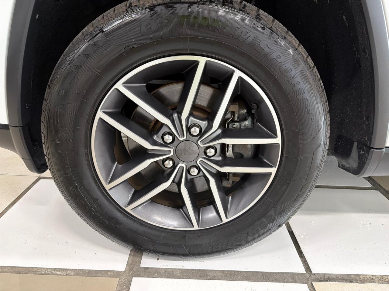 Jeep Grand Cherokee Limited 4WD 2021