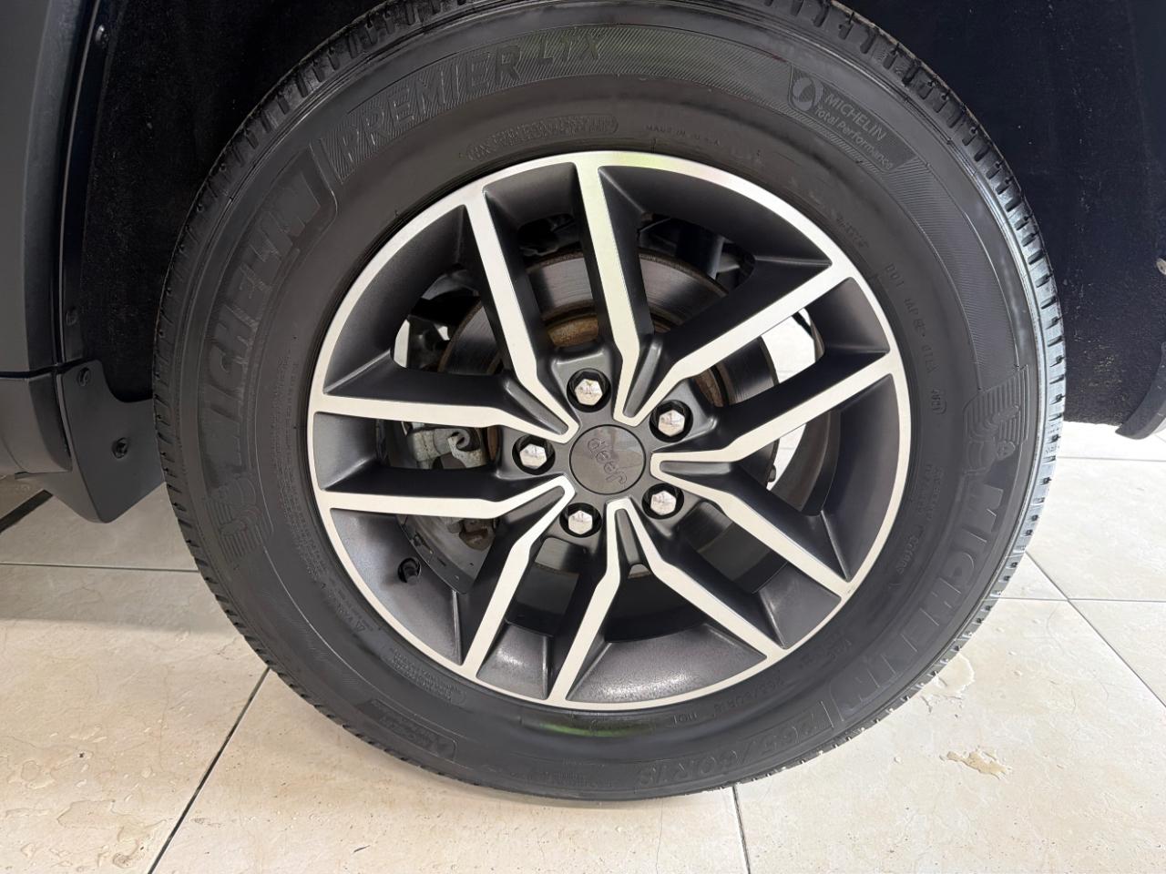 Jeep Grand Cherokee Limited 4WD 2021