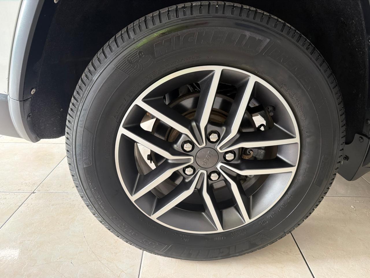 Jeep Grand Cherokee Limited 4WD 2021