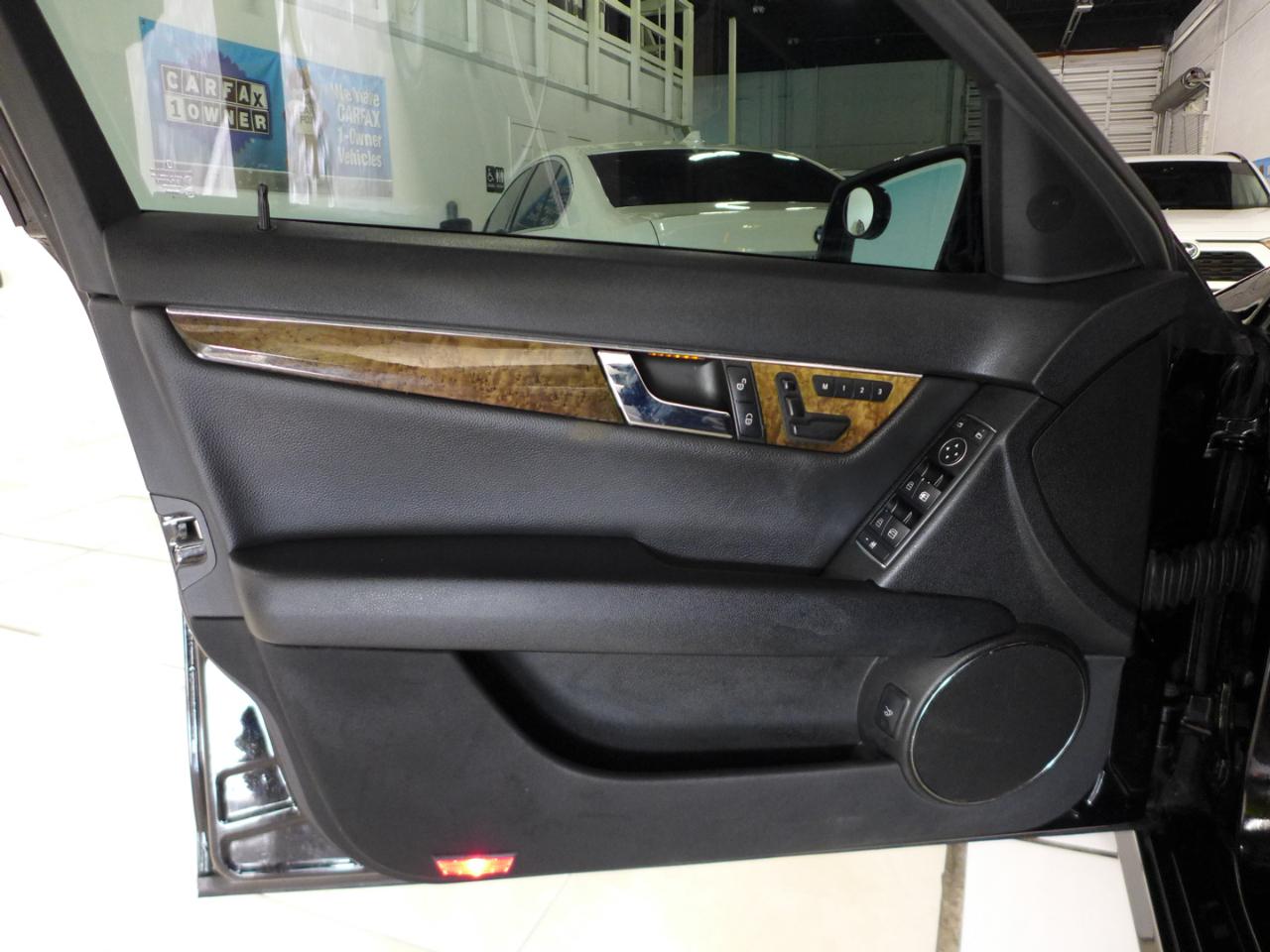 Mercedes-Benz C-Class C350 Sport Sedan 2011