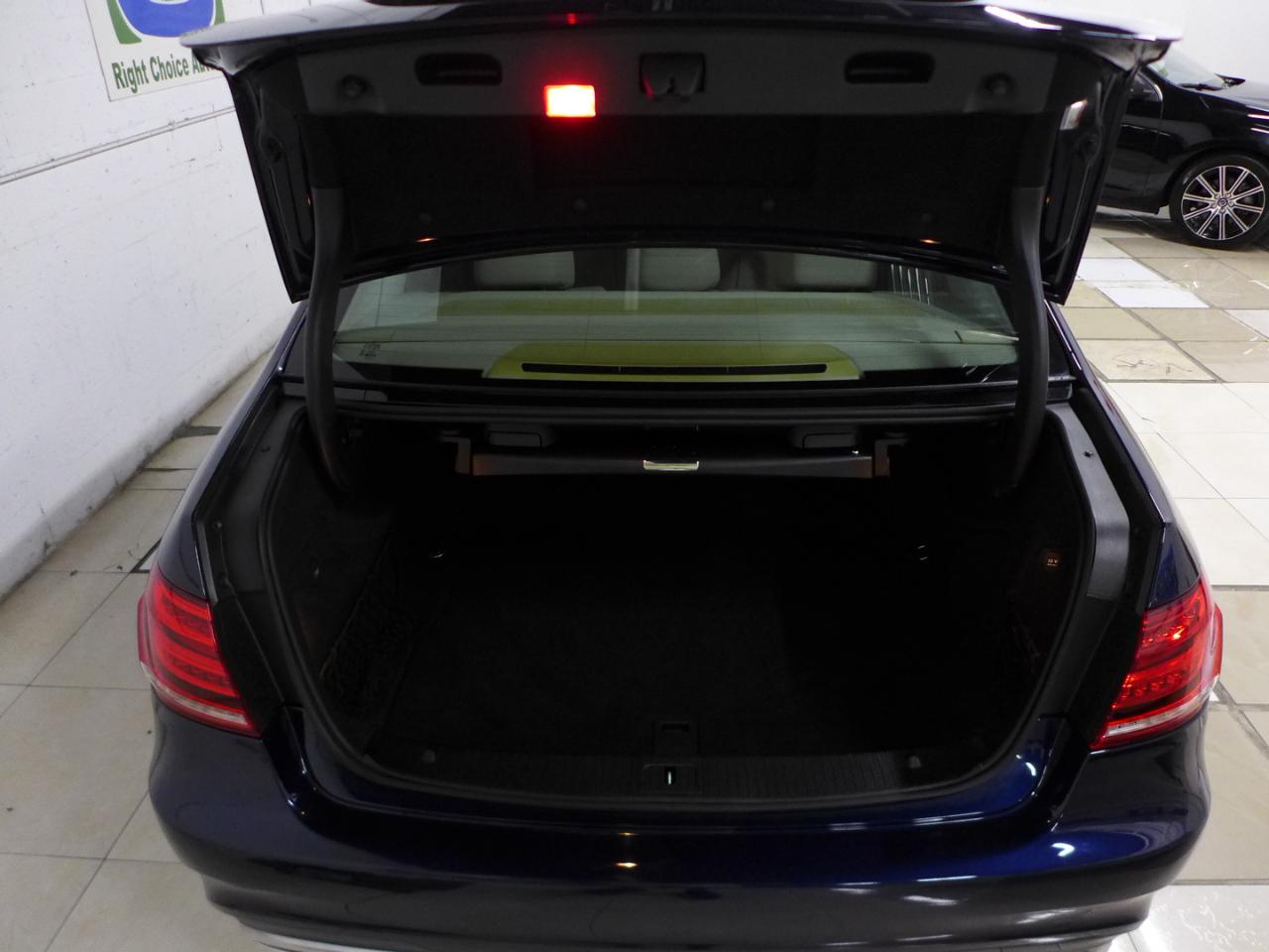 Mercedes-Benz E-Class E350 4MATIC Sedan 2014