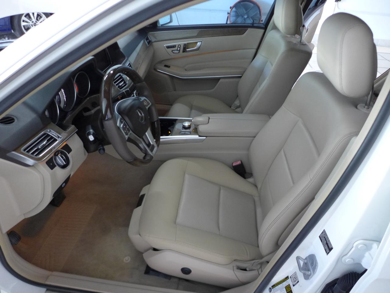 Mercedes-Benz E-Class E350 Luxury Sedan 2014