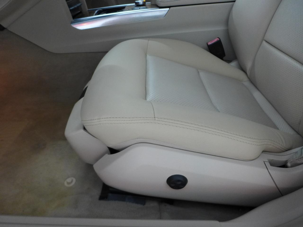 Mercedes-Benz E-Class E350 Luxury Sedan 2014