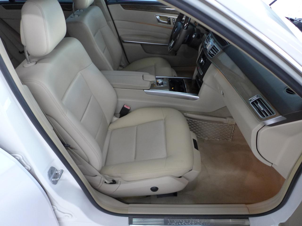Mercedes-Benz E-Class E350 Luxury Sedan 2014