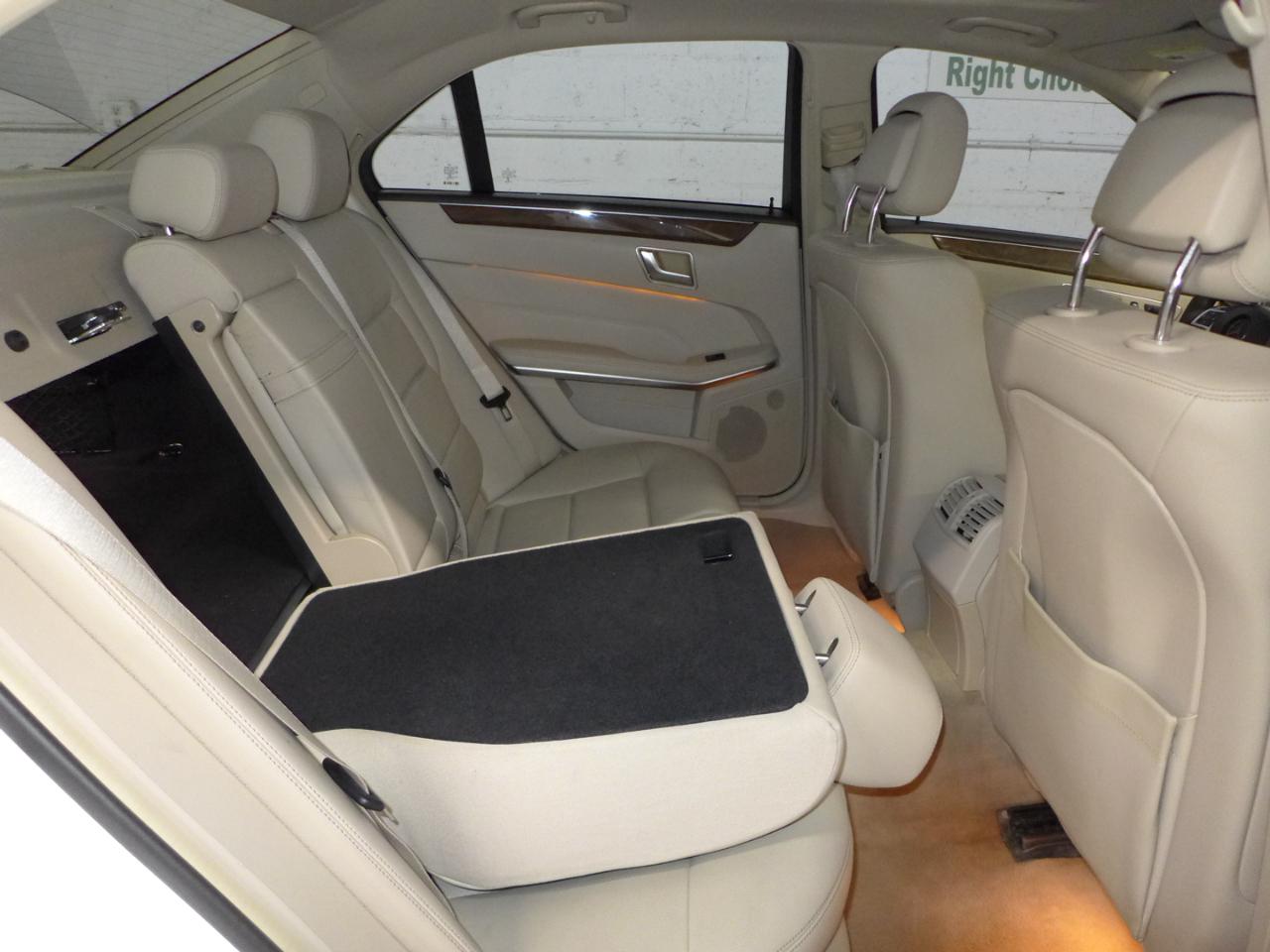 Mercedes-Benz E-Class E350 Luxury Sedan 2014