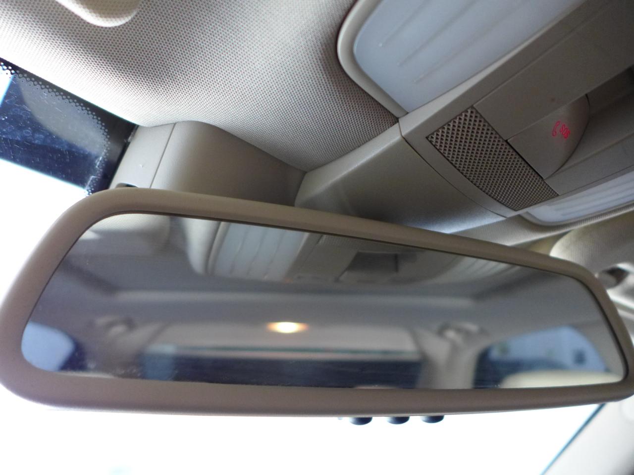 Mercedes-Benz E-Class E350 Luxury Sedan 2014